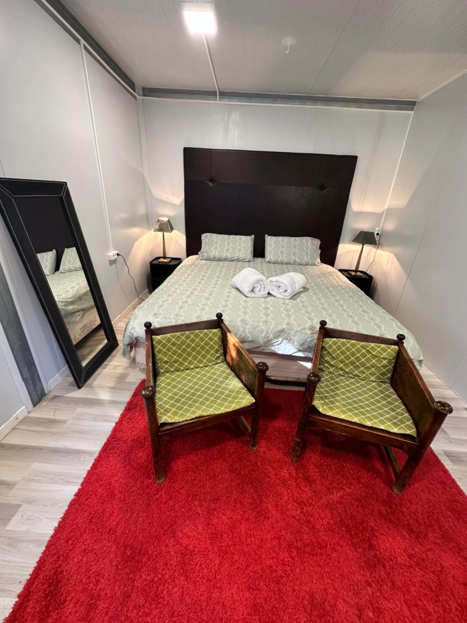 Bungalow Infanta Torrelaguna Eksteriør billede